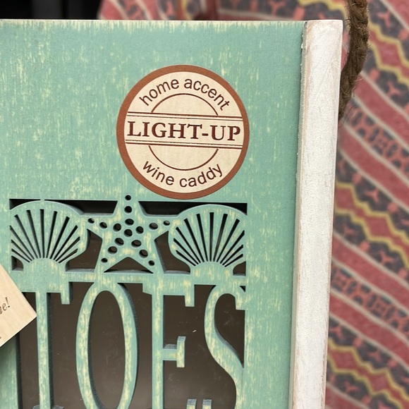 Last one ! Light up wine caddy 🥂. NWT - Picture 3 of 5